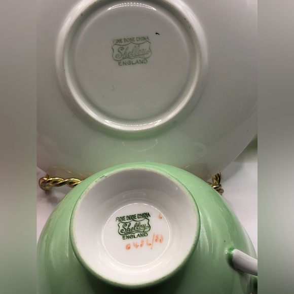 1945-1966 Shelley 0452/55 Fine Bone China Teacup & Saucer, Widemouth, Pale Green - Picture 9 of 10